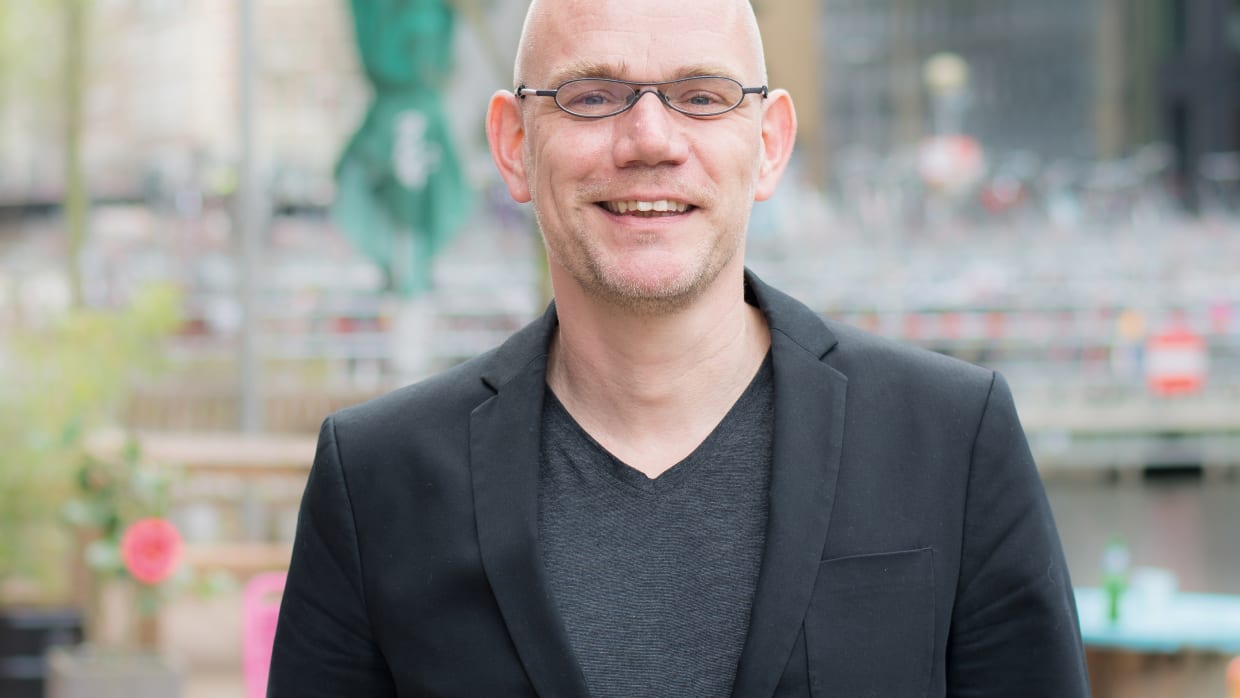 Mark Deuze: &lsquo;Hoorcolleges zijn een volstrekt onverantwoorde vorm&rsquo;